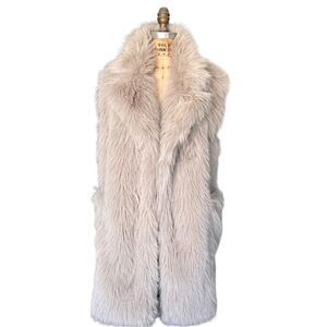 ZARA Faux Fur Vest in Beige - XS-S